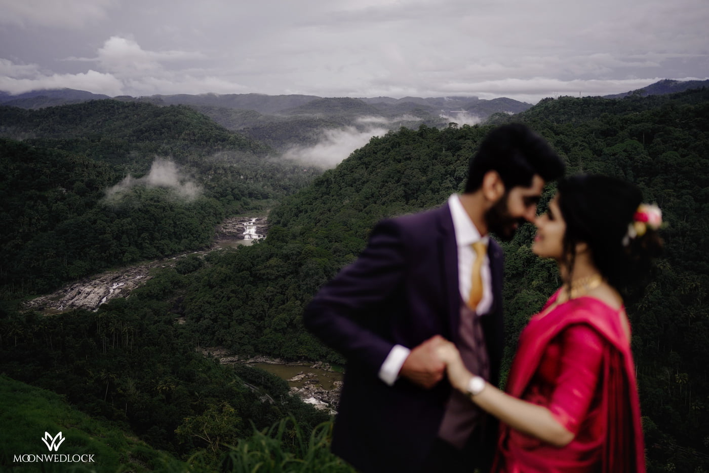 top-kerala-wedding-photos-prameel-gracelin-idukki-6
