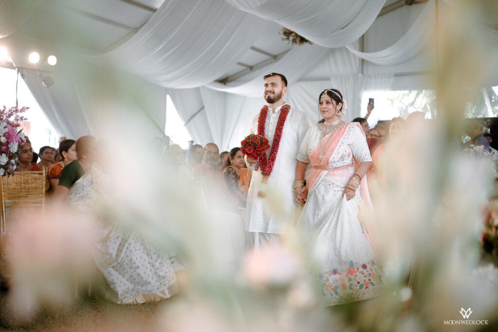 Best Candid Wedding Photographers in Pathanamthitta | MoonWedlock