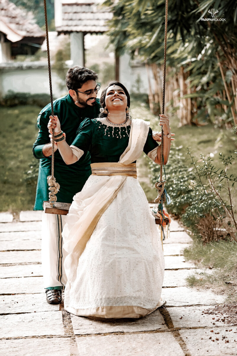 Kerala Pre Wedding Photoshoot Poses - Moonwedlock Photography Kerala Pre Wedding Photoshoot Poses - Moonwedlock Photography