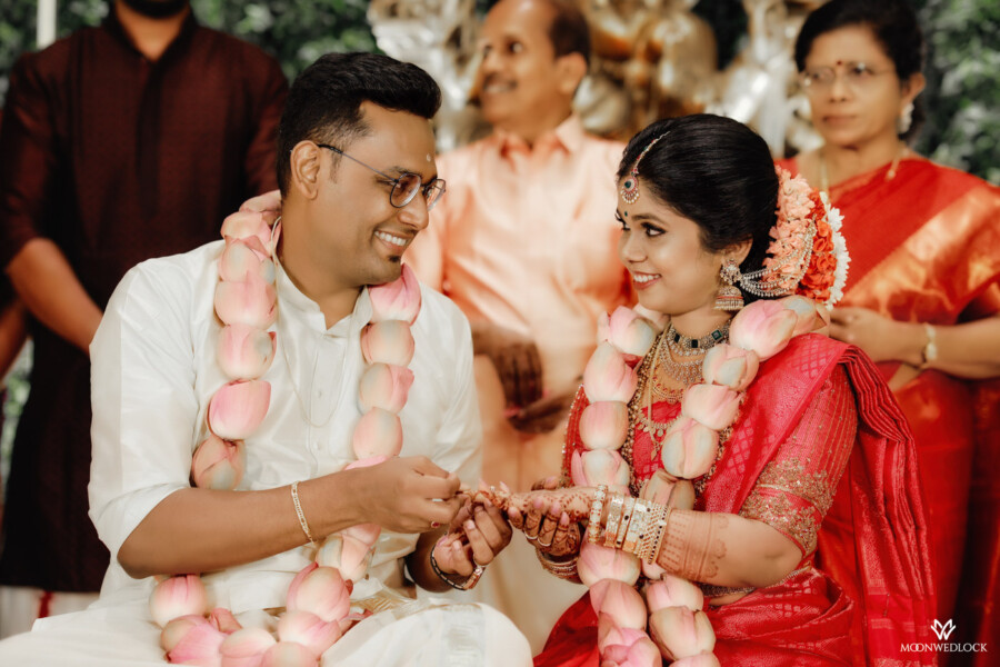 Traditional Hindu Wedding Photography - Gopika & Athul - Kerala Traditional Hindu Wedding Photography - Gopika & Athul - Kerala