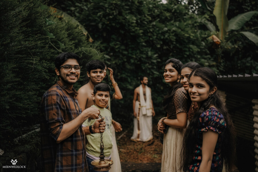 Ayinioonu - Candid Photography - Kerala brahmin Wedding Ayinioonu - Candid Photography - Kerala brahmin Wedding